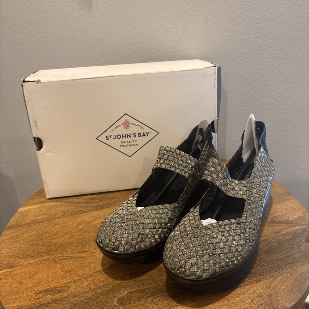 St. John's Bay Bronze Gold Woven Mary Jane Karma Shoes~Women Size 9~ 2 in. wedge